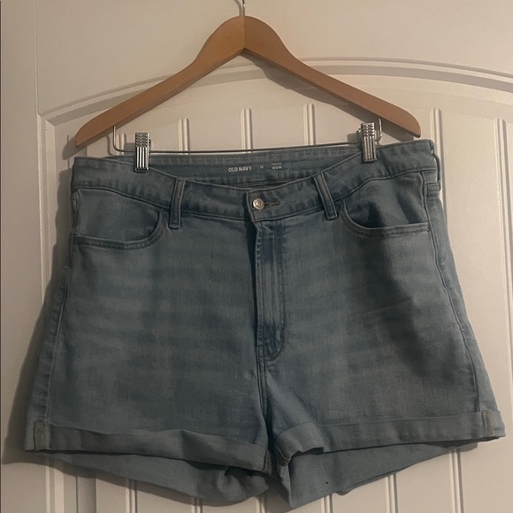 Old Navy Pants - Old Navy High Rise WOW Jean Shorts Size 16